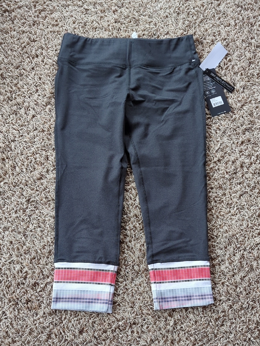 ❤️Women's MPG Black Golf Capri Reflective Leggings Red & White Striped Cuff Sz M